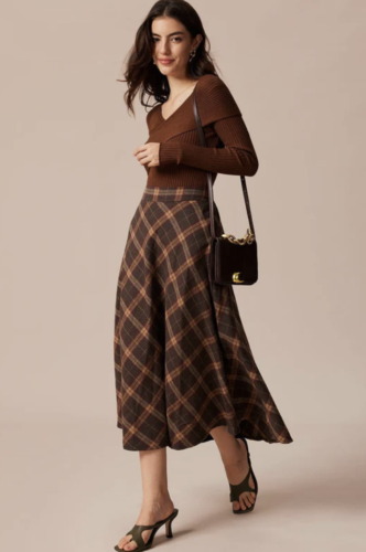 Plaid midi skirt from Rihoas